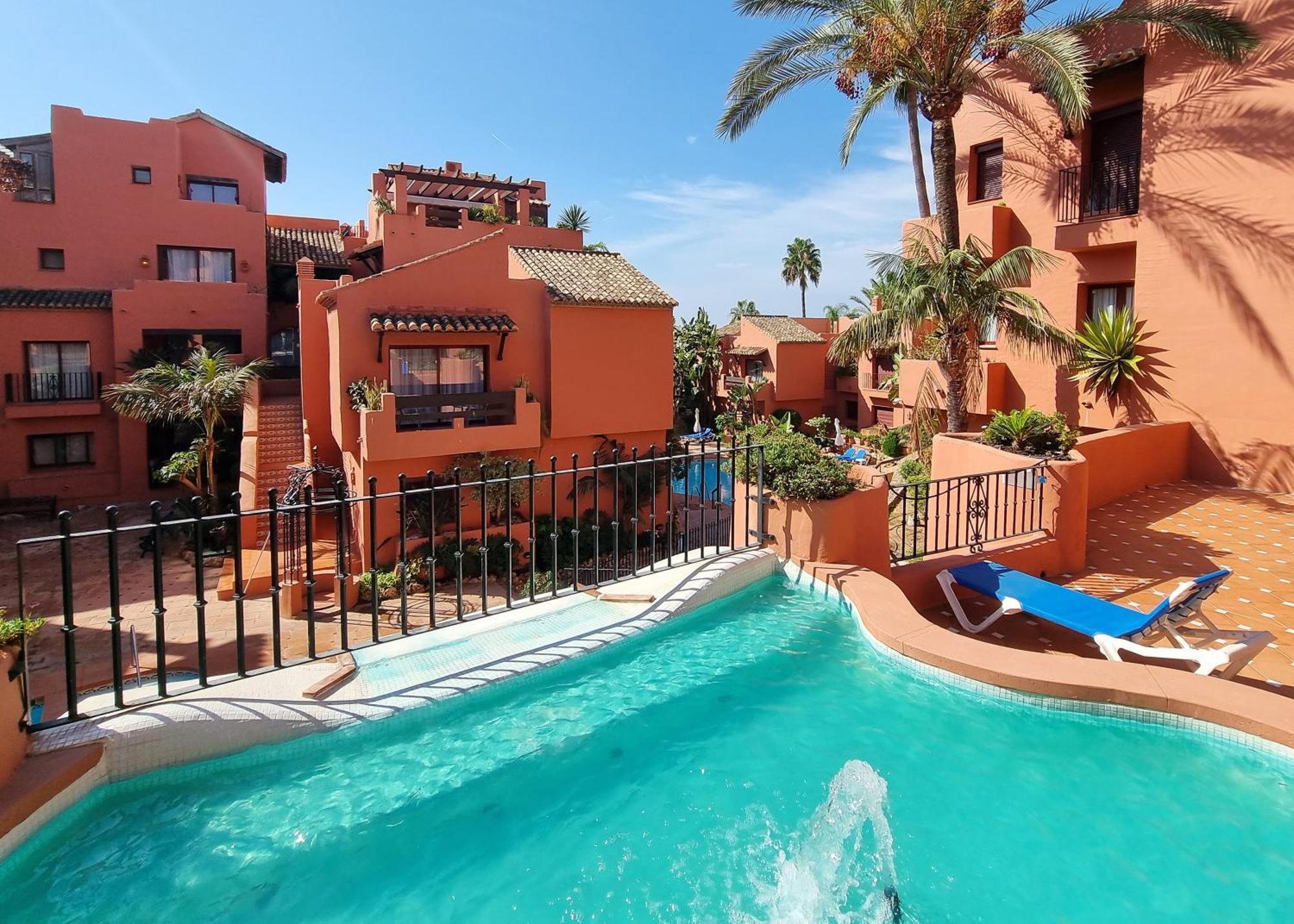 Jardines De Don Carlos Apartment *