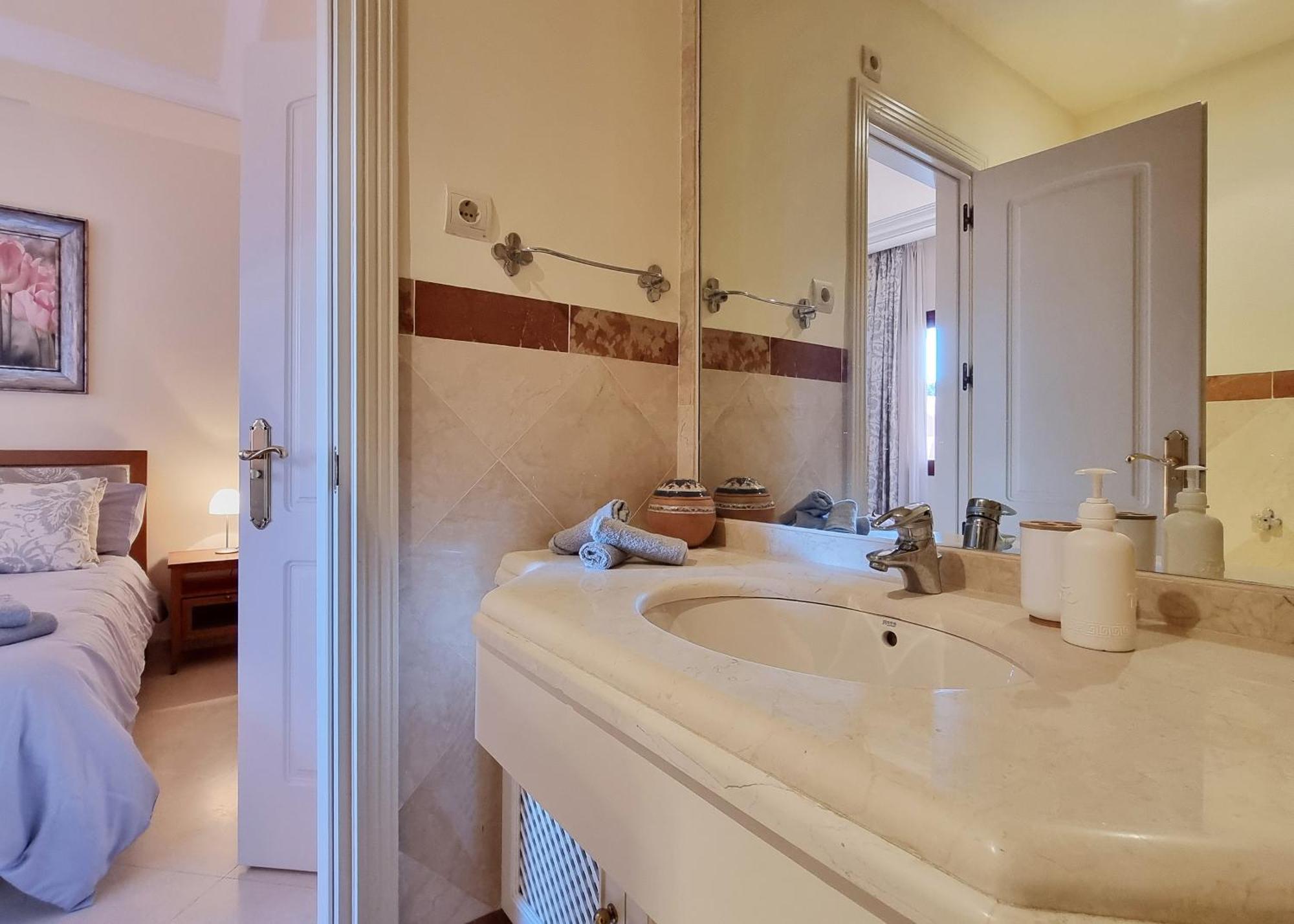 Apartment Jardines De Don Carlos Marbella
